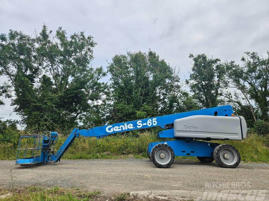 Genie S 65 Plataformas con brazo de elevación telescópico