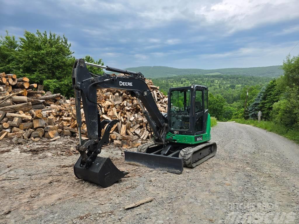 DEERE 60G Miniexcavadoras