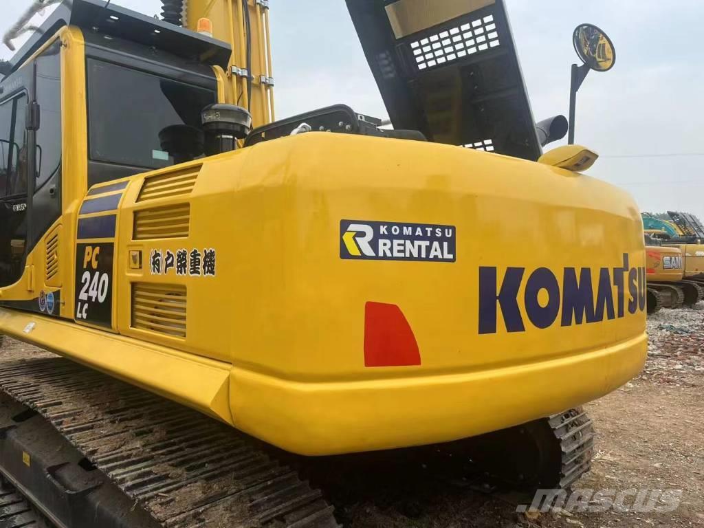 Komatsu 210-8 Excavadoras 7t - 12t