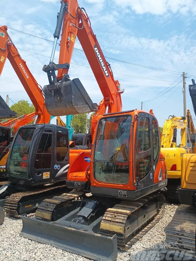 Doosan DX75 Miniexcavadoras