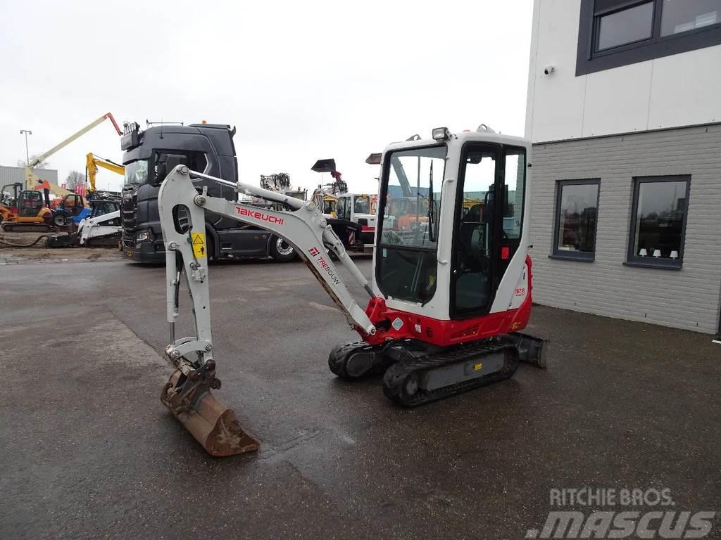 Takeuchi TB216 Miniexcavadoras