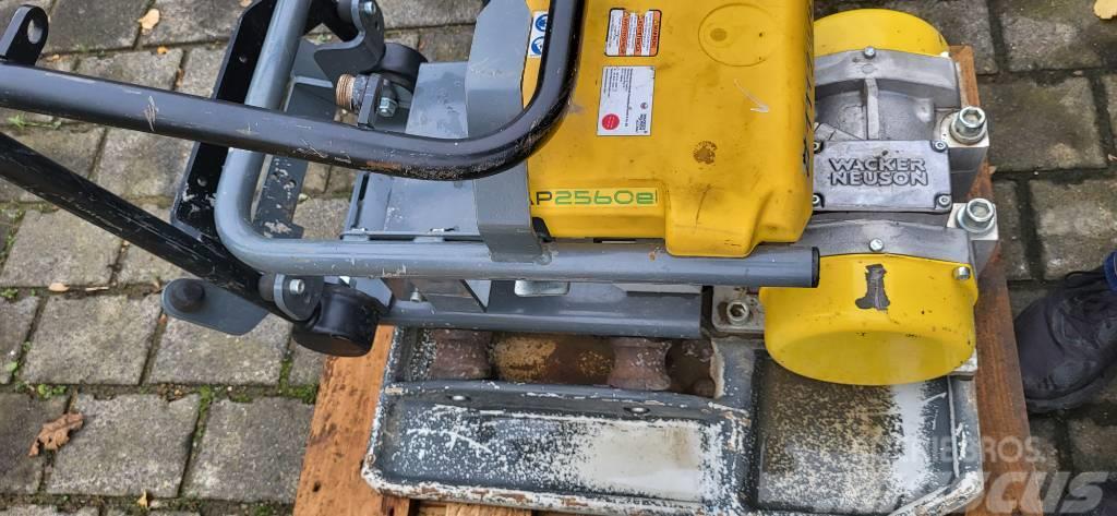 Wacker Neuson AP2560e Placas compactadoras