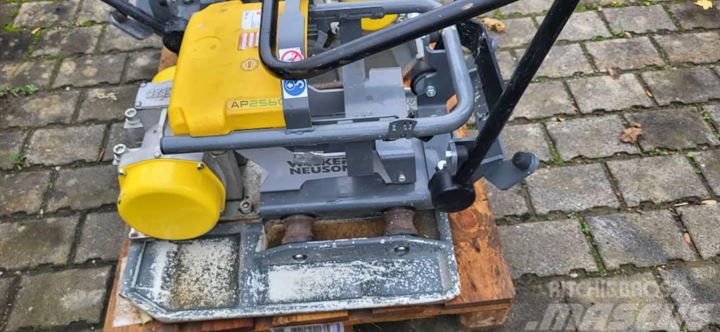 Wacker Neuson AP2560e Placas compactadoras