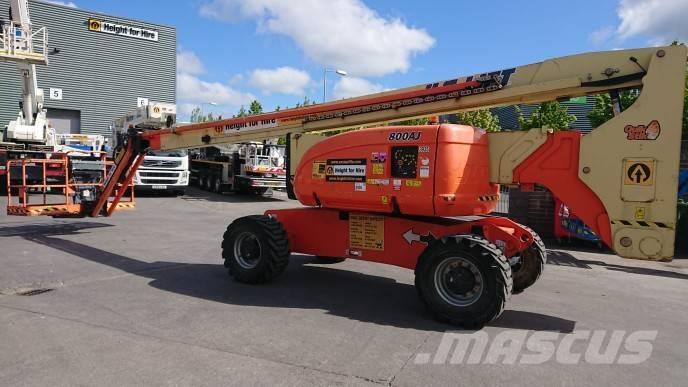 JLG 800AJ Plataformas con brazo de elevación manual