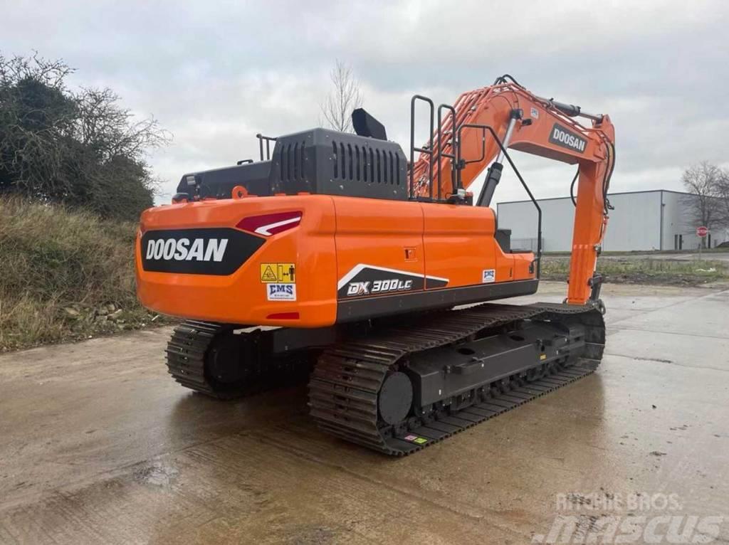 Doosan Dx300LC-7 Excavadoras sobre orugas