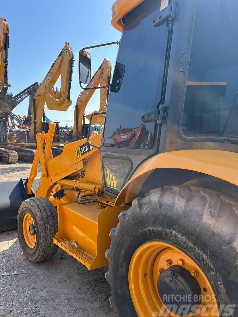 JCB 3 CX Retrocargadoras