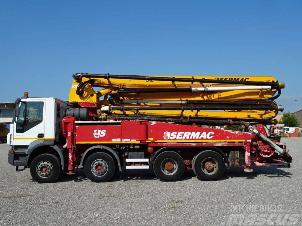 Iveco trakker 410e44 Bombas de concreto