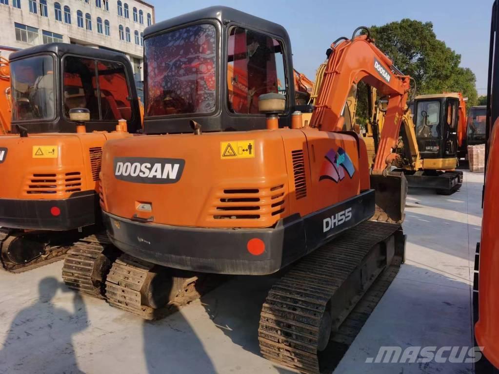 Doosan DH55 Excavadoras sobre orugas