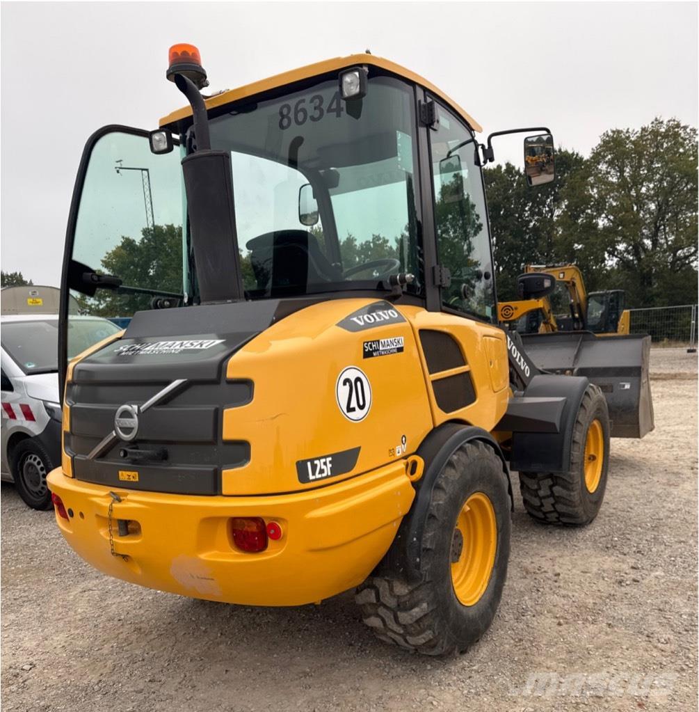 Volvo L25F Cargadoras sobre ruedas