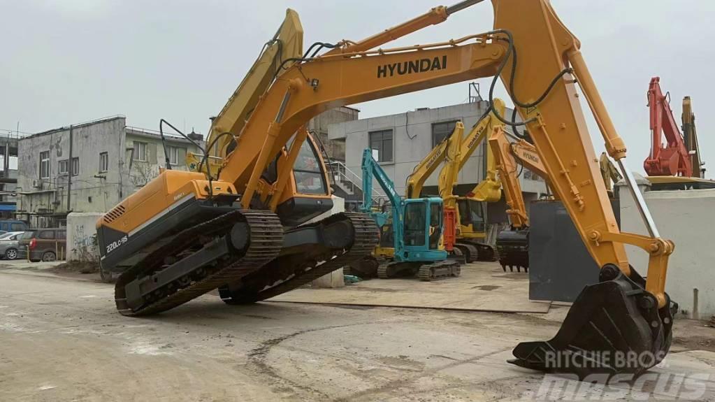 Hyundai 220LC-9S Excavadoras sobre orugas