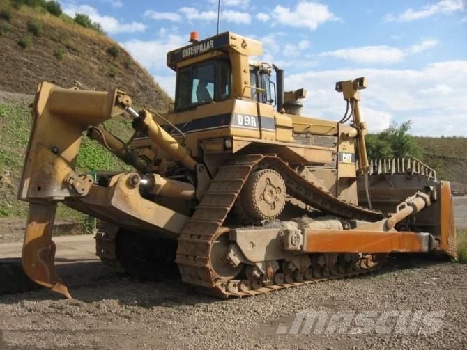 CAT D9R Buldozer sobre oruga