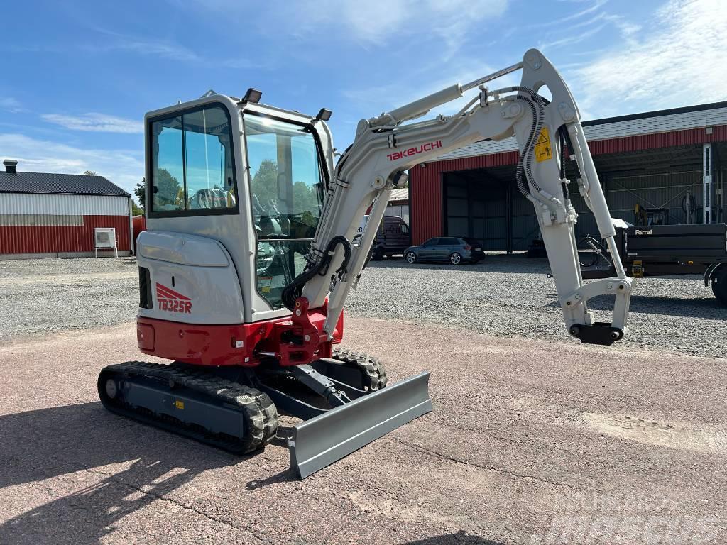 Takeuchi TB325 Miniexcavadoras