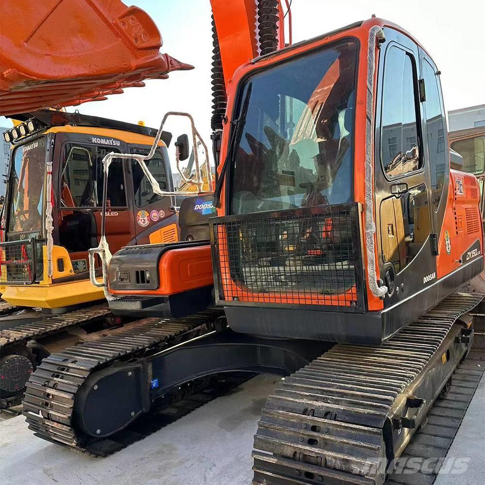 Doosan DX150LC-9C Excavadoras sobre orugas