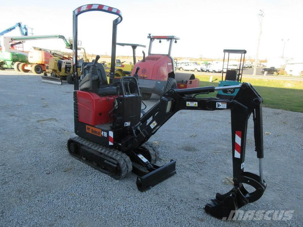  Bobcat® 418 Miniexcavadoras