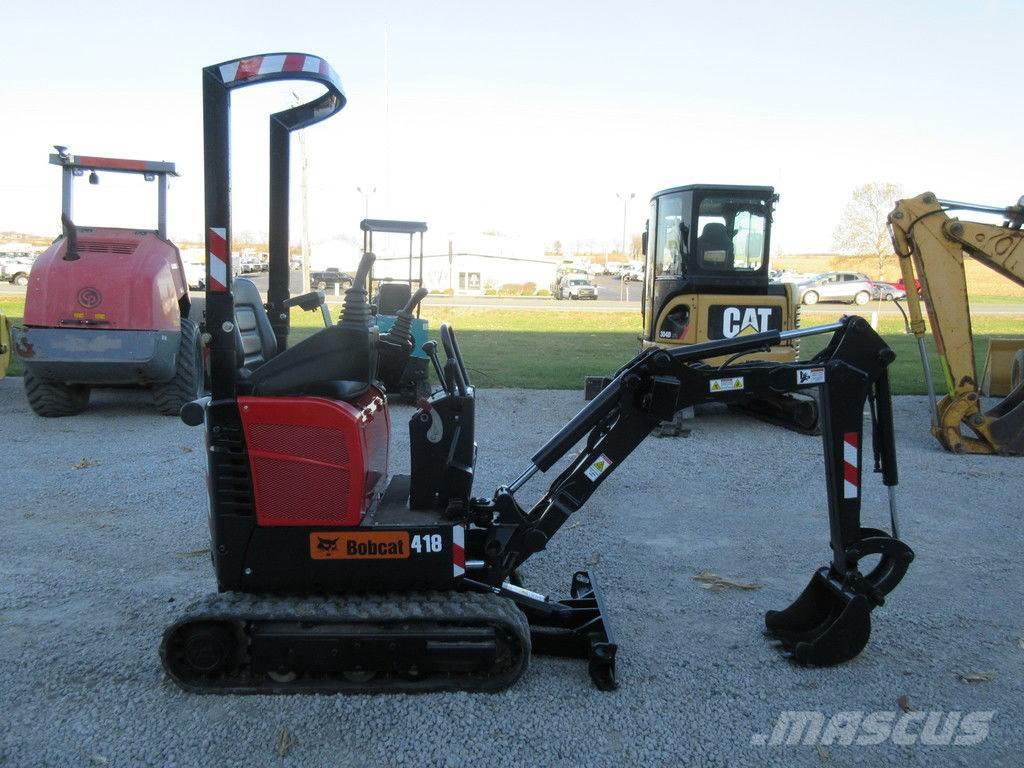  Bobcat® 418 Miniexcavadoras