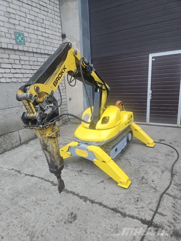 Brokk 100 Excavadoras de demolición