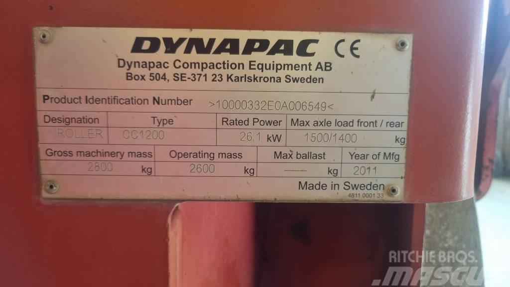 Dynapac CC1200, Vält Rodillos de doble tambor