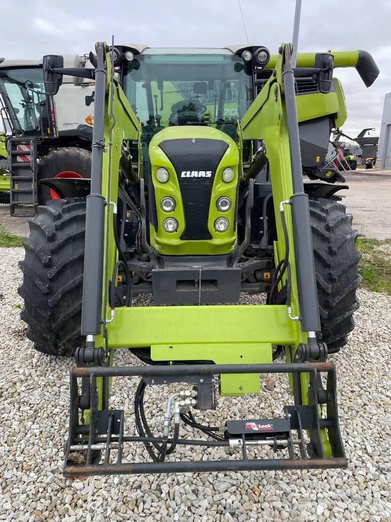 CLAAS Arion 470 Tractores