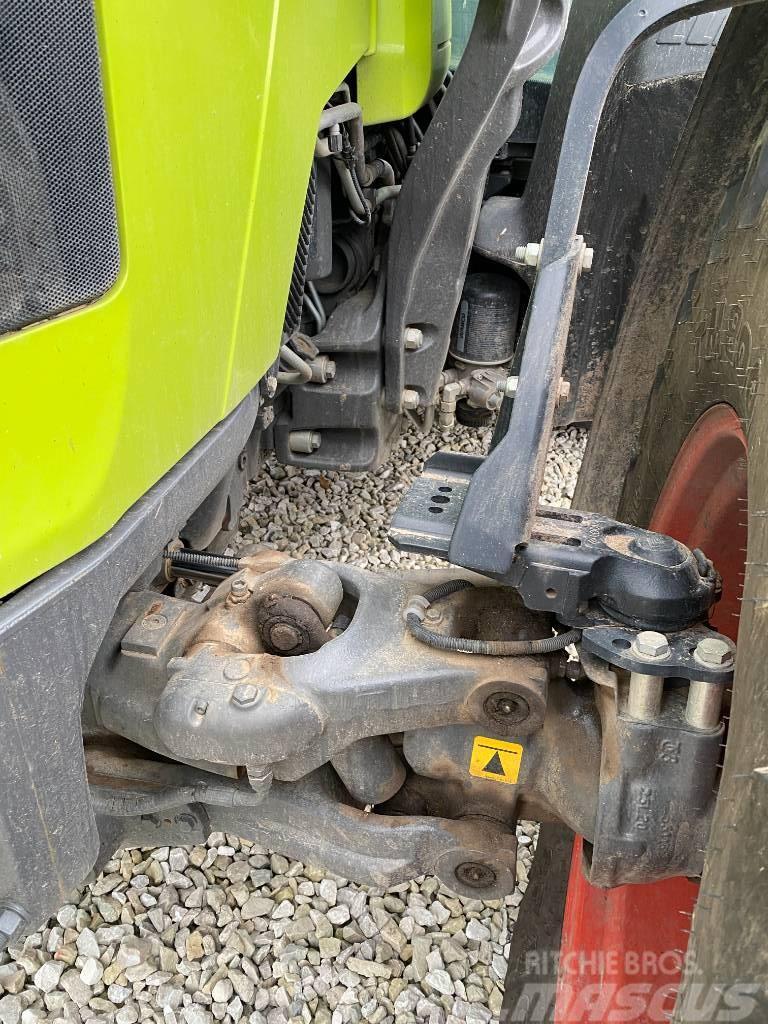 CLAAS Arion 470 Tractores