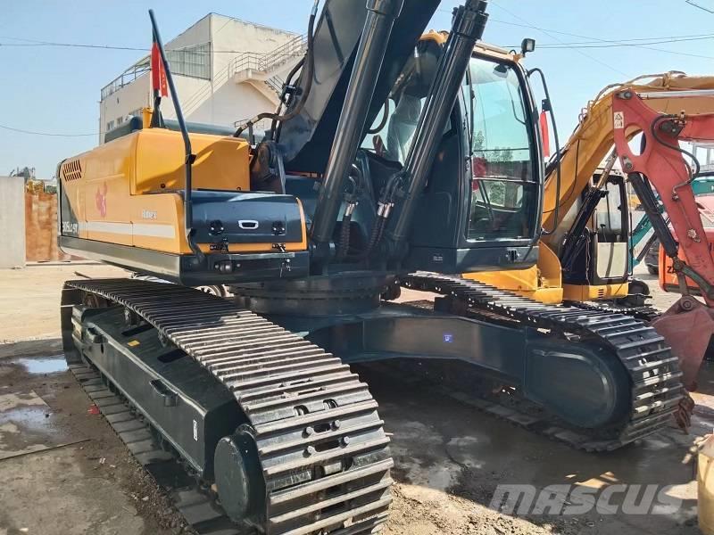 Hyundai 305LC-9T Excavadoras sobre orugas