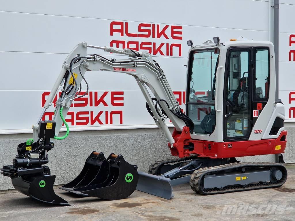 Takeuchi TB 225 Miniexcavadoras