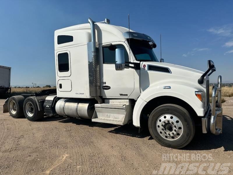 Kenworth T 880 Camiones tractor