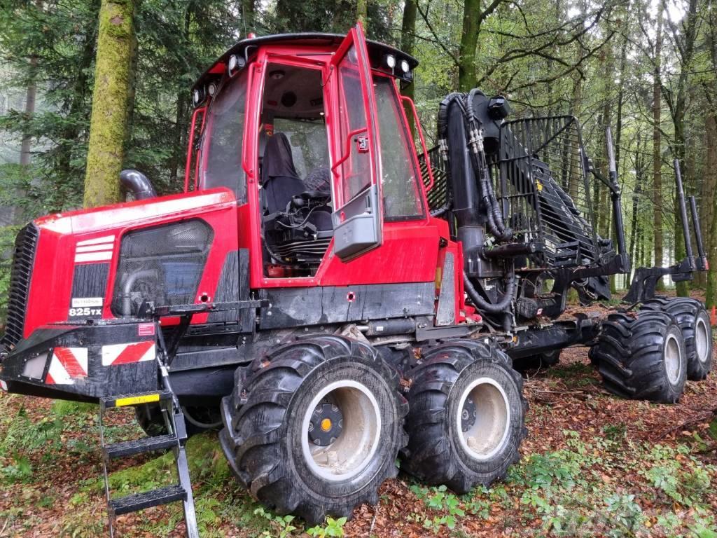 Komatsu 825TX Transportadoras