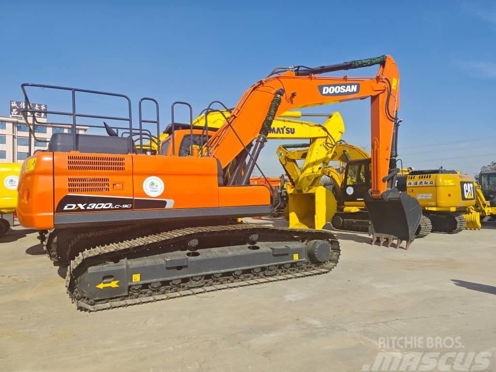 Doosan DX 300 Excavadoras sobre orugas