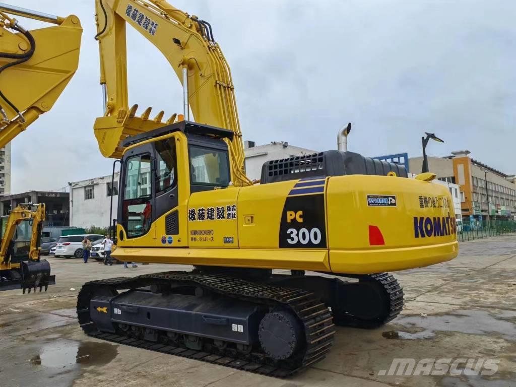 Komatsu PC 300 Excavadoras sobre orugas