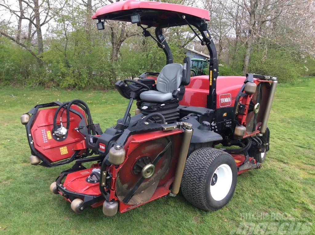 Toro GROUNDSMASTER 4700D Corta-césped para remates, antegreens y roughs