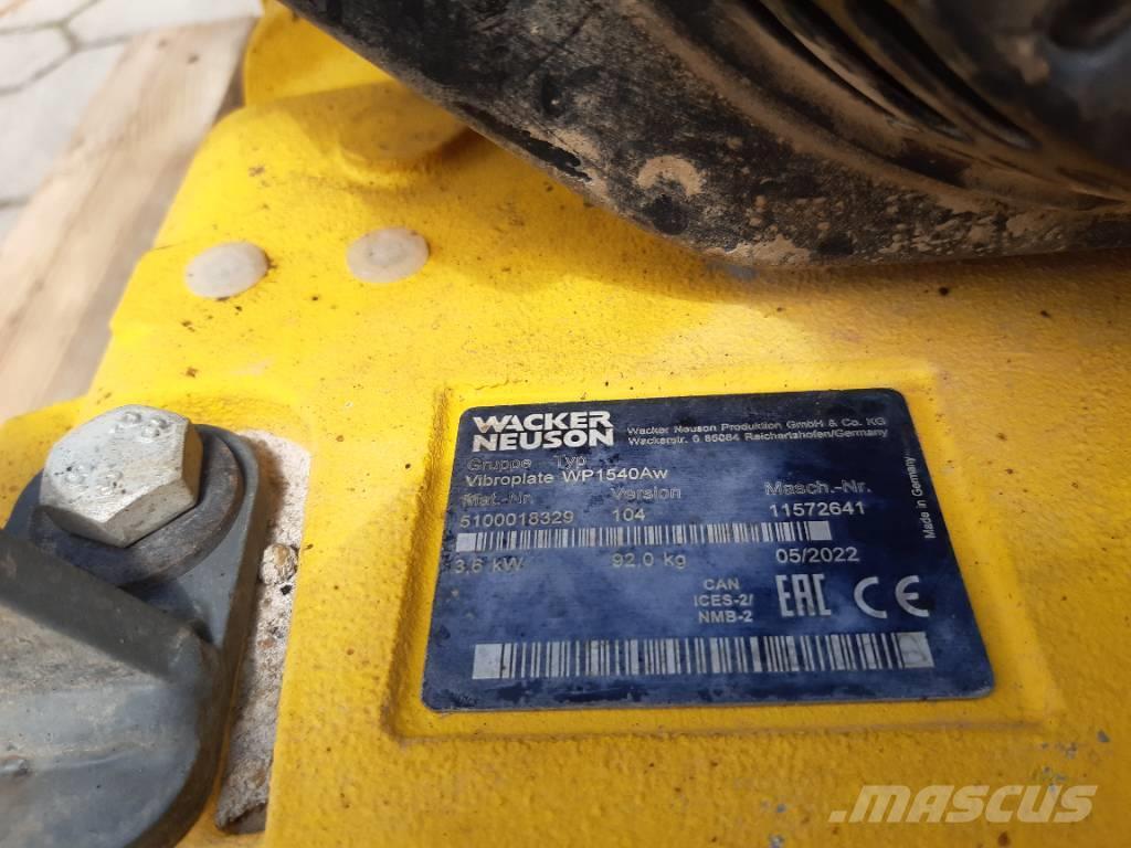 Wacker Neuson WPU1540AW Placas compactadoras