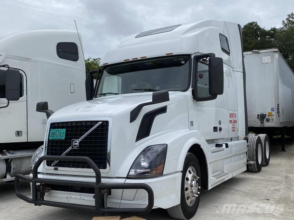 Volvo VLN 670 Camiones tractor