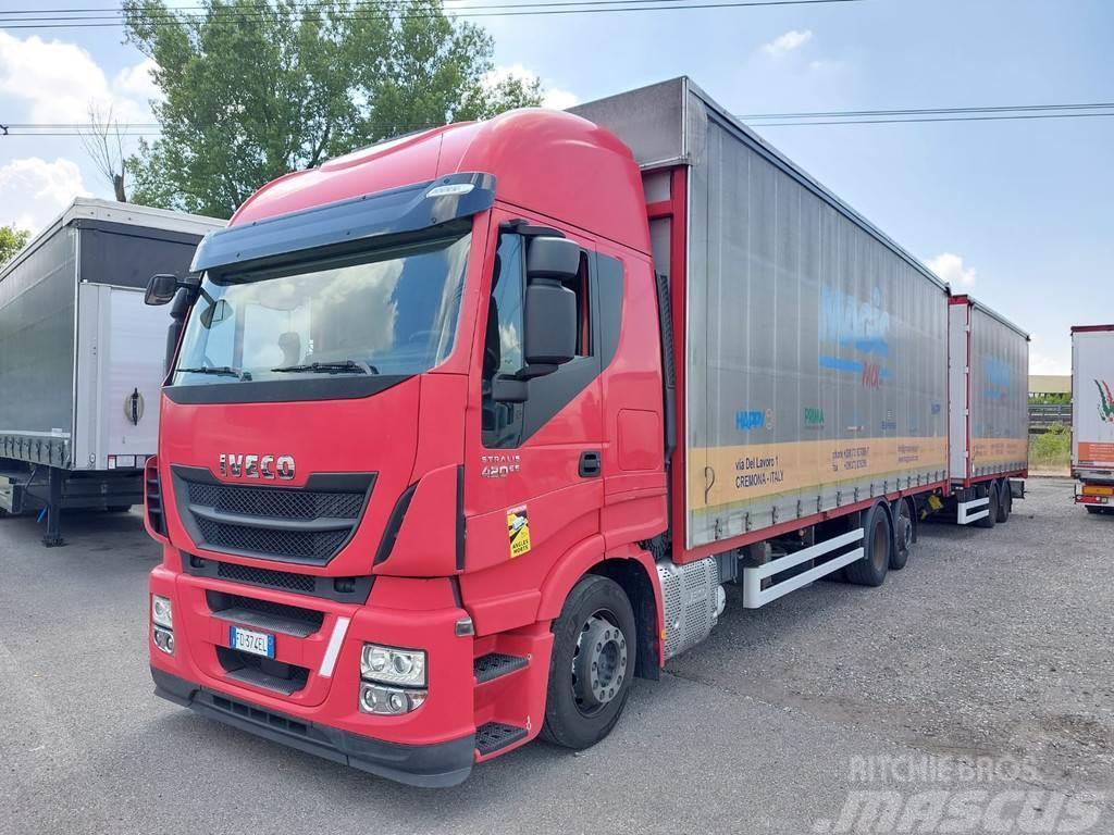 Iveco Stralis Camiones de caja de lona