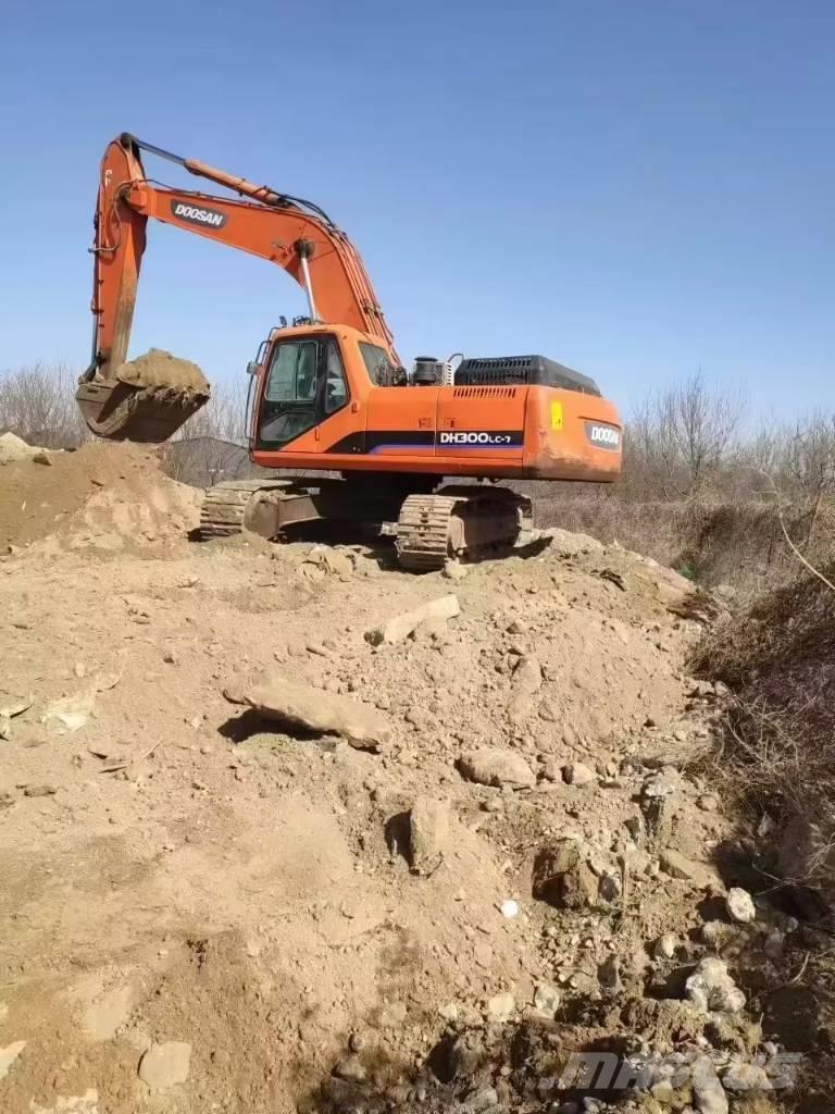 Doosan dx300 Excavadoras sobre orugas