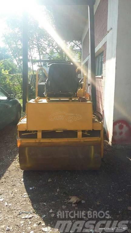 Bomag 120 Rodillos de doble tambor