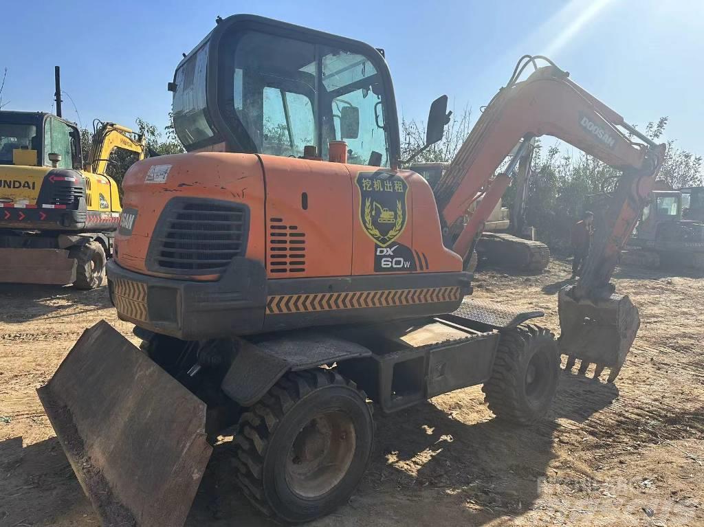 Doosan DX60W Miniexcavadoras