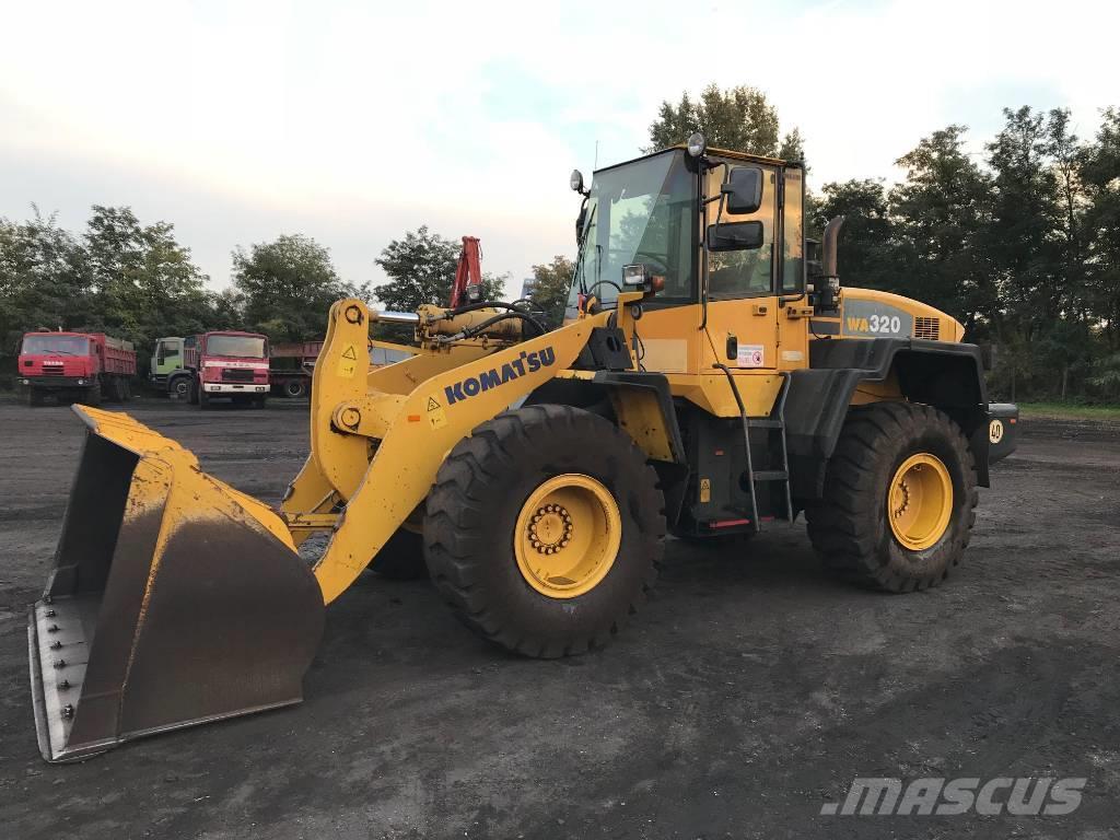 Komatsu WA320-5H Cargadoras sobre ruedas