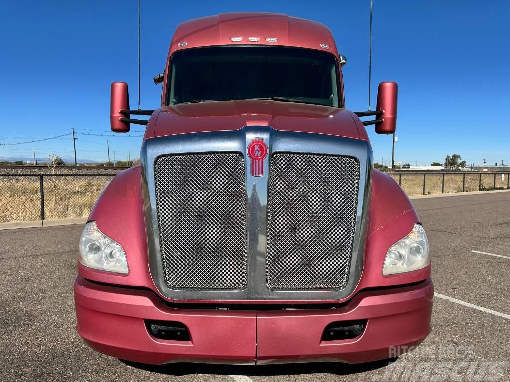 Kenworth T 680 Camiones tractor