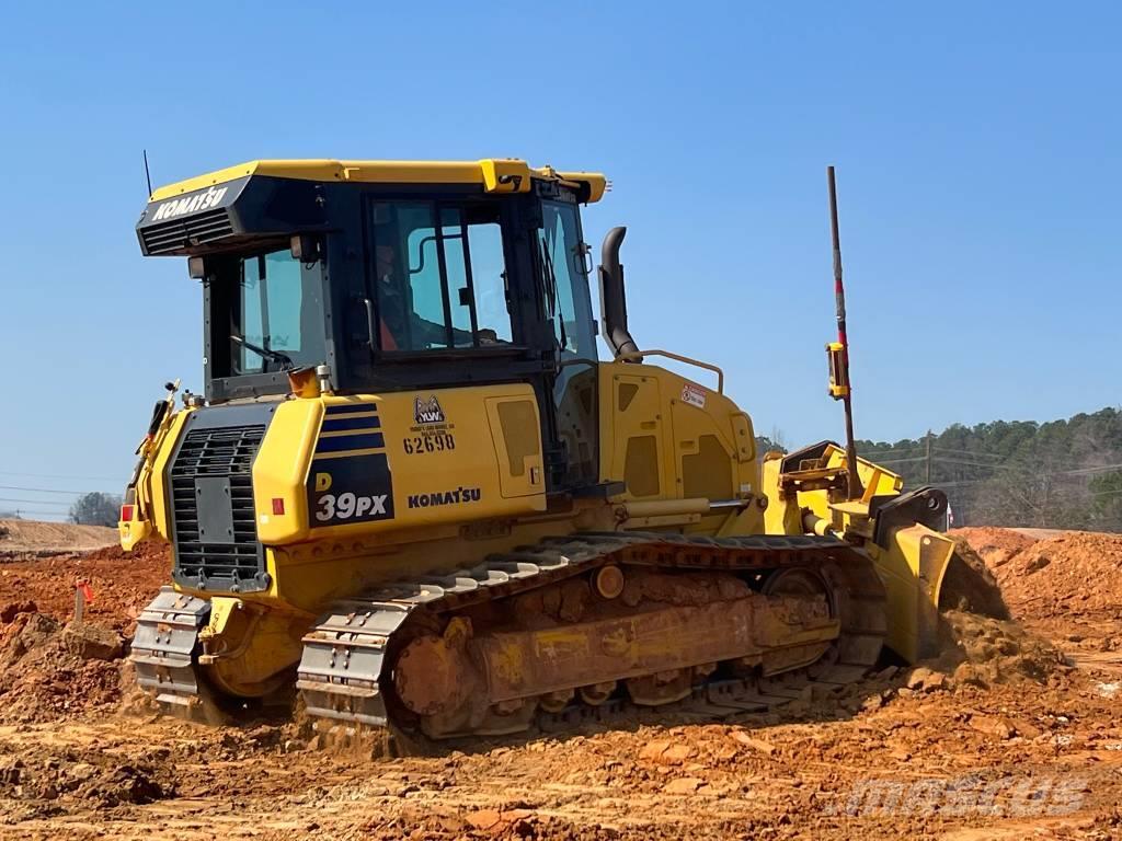 Komatsu D39px-24 Buldozer sobre oruga