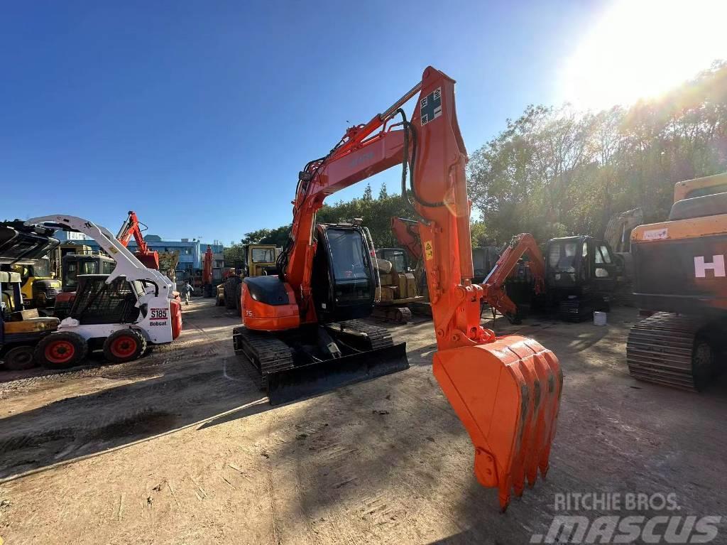 Hitachi ZX 75 Excavadoras 7t - 12t