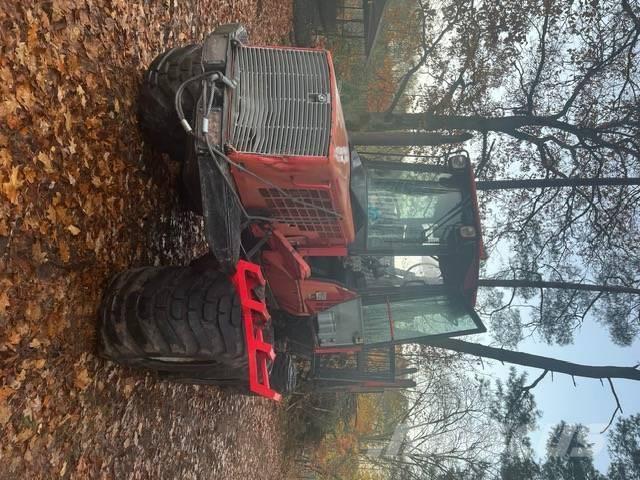 Valmet 840.4 Transportadoras