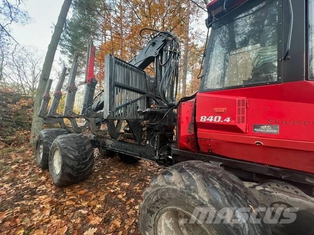 Valmet 840.4 Transportadoras