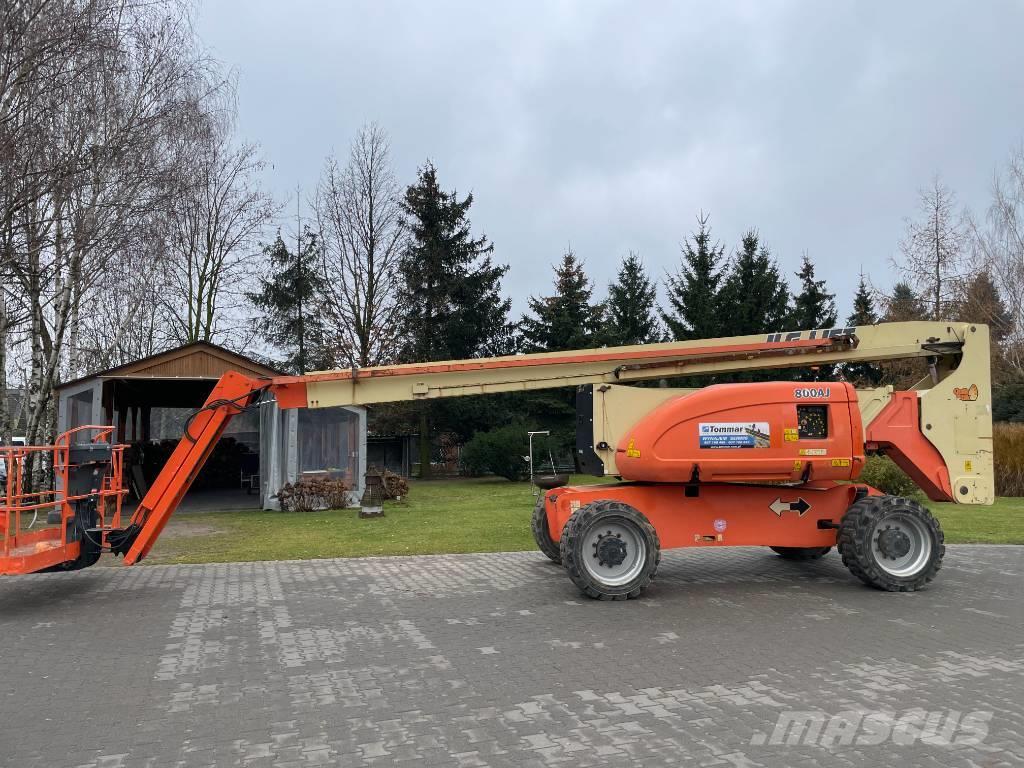 JLG 800 AJ Plataformas con brazo de elevación manual