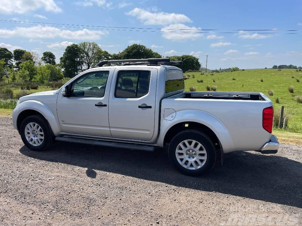 Nissan Navara Caja abierta/laterales abatibles