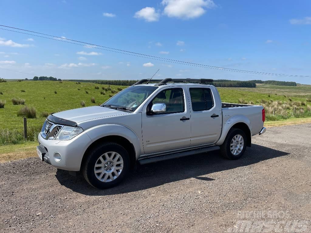 Nissan Navara Caja abierta/laterales abatibles