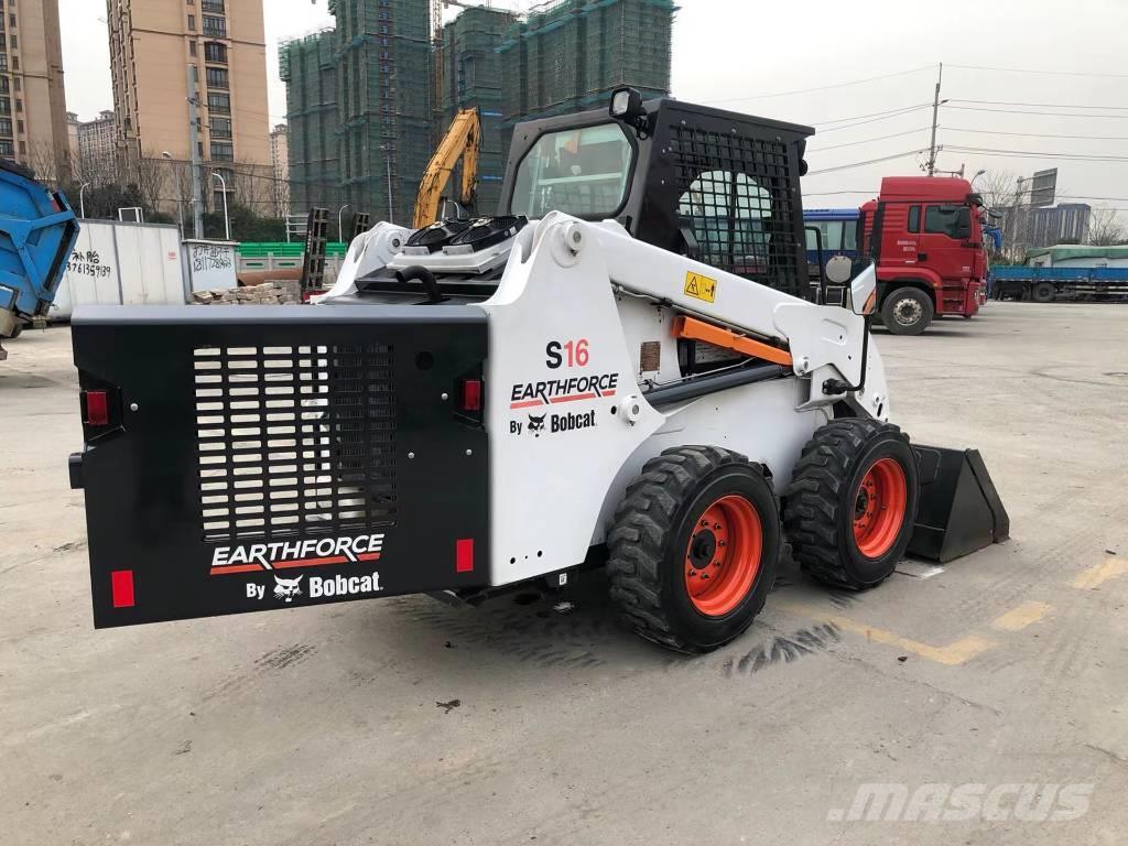 Bobcat S16 Minicargadoras