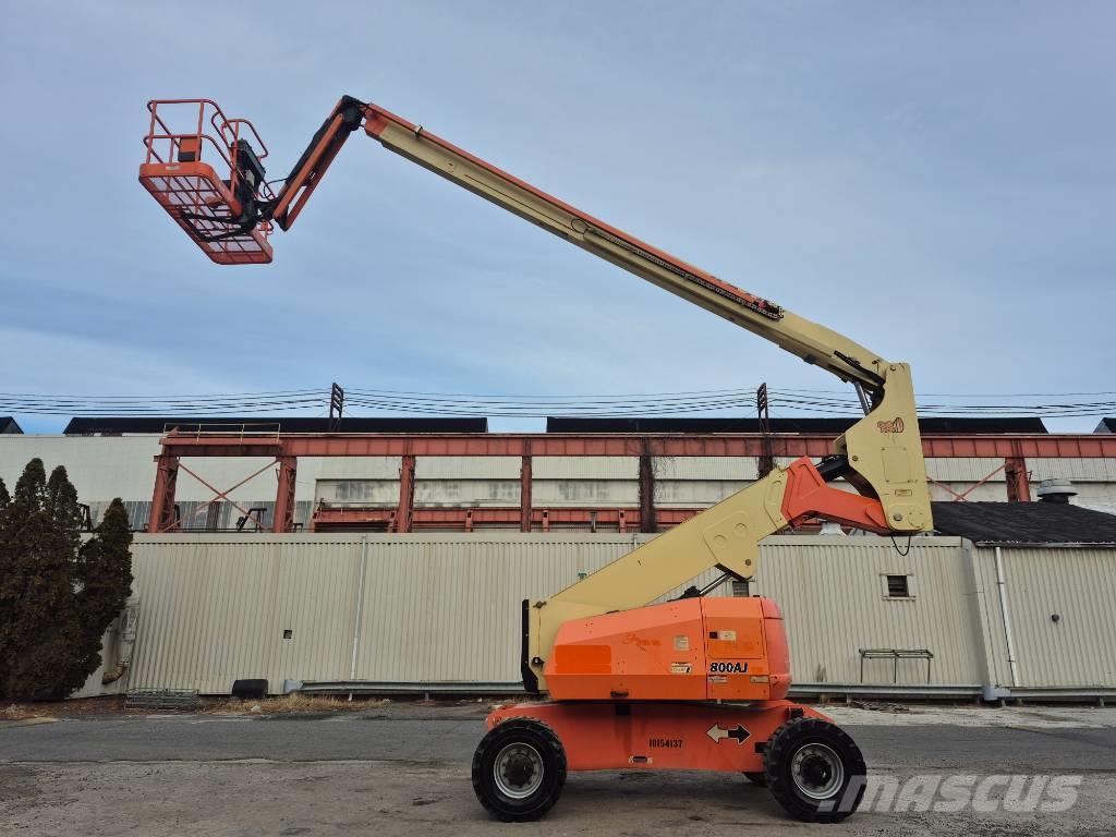 JLG 800 AJ Plataformas con brazo de elevación manual