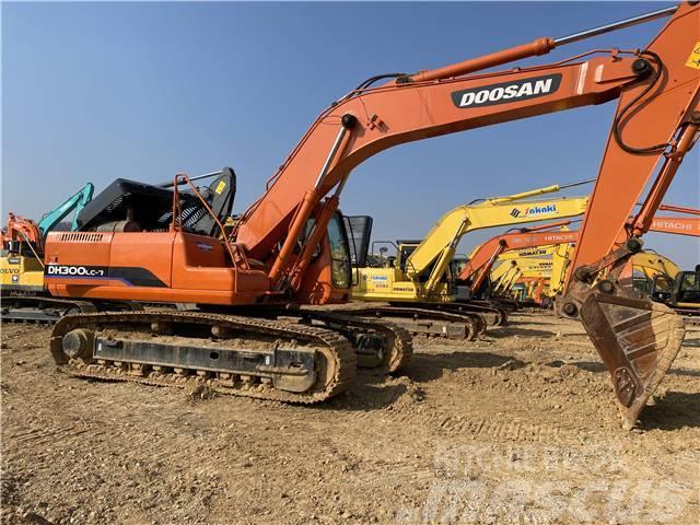 Doosan DH300 Excavadoras sobre orugas