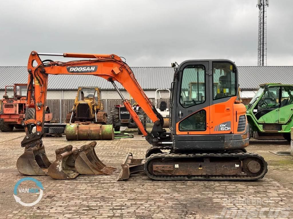 Doosan DX60R Miniexcavadoras