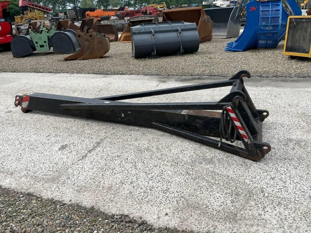  Hydraulisch uitschuifbare mast / Telescopic jib 3  Otros componentes